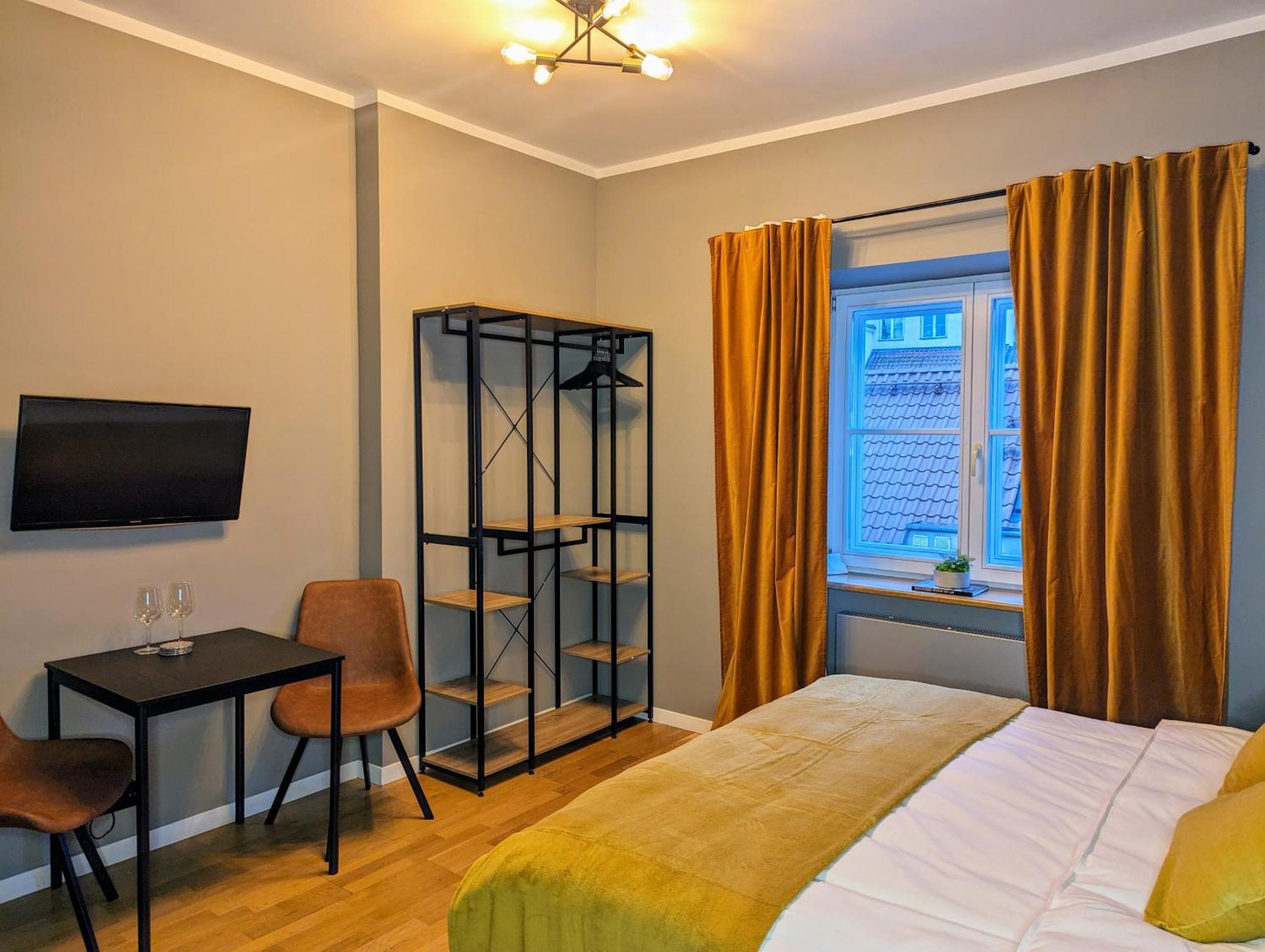 Bella Luna Luxury Suites - Chic Residence In Historic Square Warschau Exterior foto